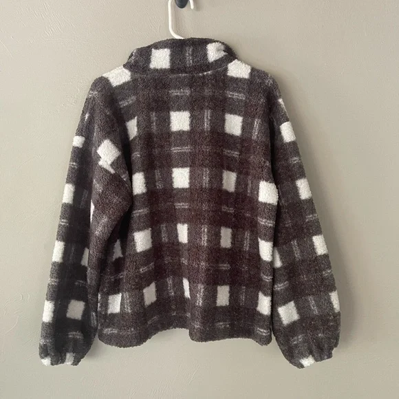 LOFT Gray and White Fleece Sherpa pullover Large NWT - Picture 6 of 9